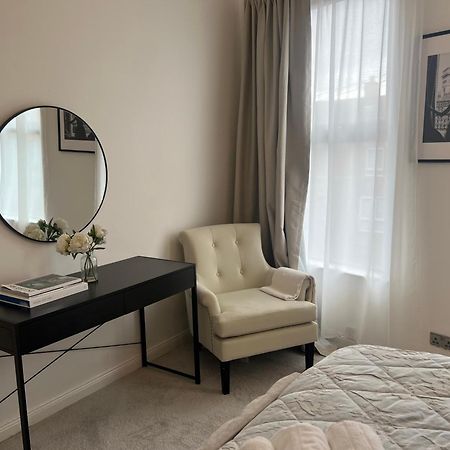 Luxury Belfast Stay - Townhouse Bagian luar foto