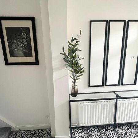 Luxury Belfast Stay - Townhouse Bagian luar foto